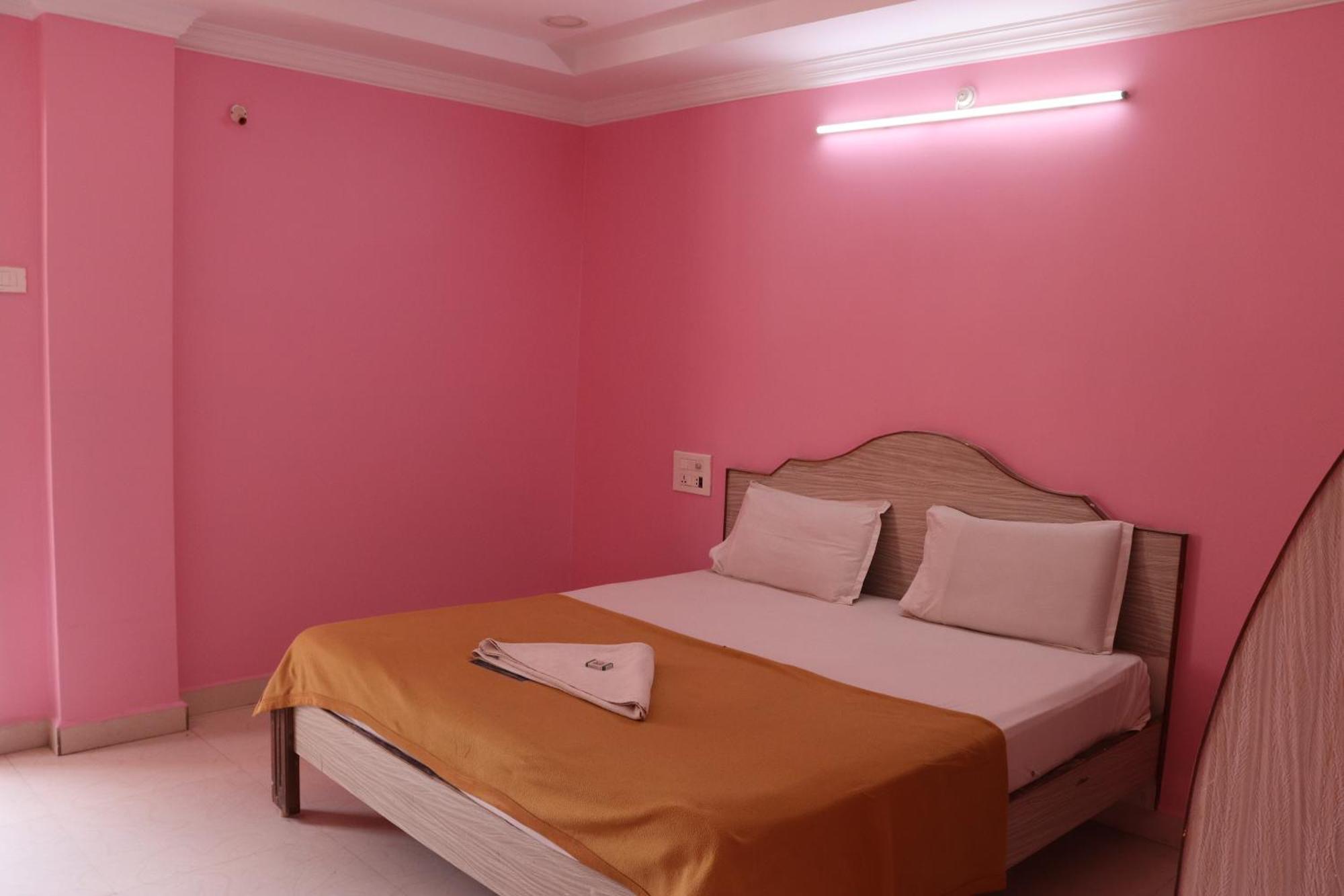 Villa Sujan Residency'S Tirupati Exterior foto